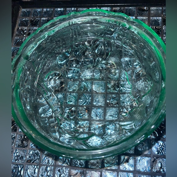 Vintage Indiana Glass Georgia Green Candy Dish - Picture 3 of 3